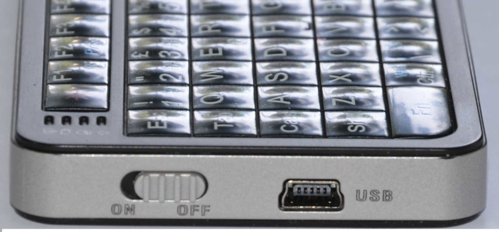 Rii mini i6 mini USB connector and power switch